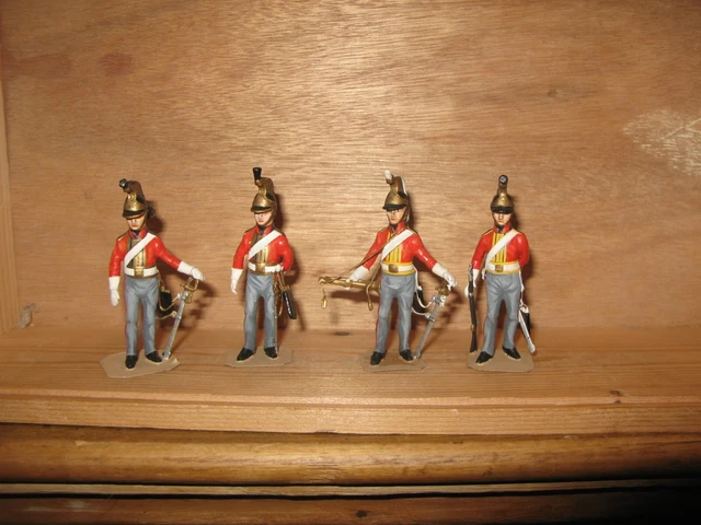 Figurines d'artistes]. Grenada Grudsky. Chevalier portant l - Lot 243