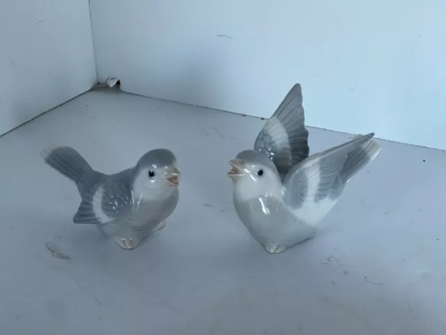 Vtg Japan Blue 2 Birds Dove Robin Figurine White Porcelain Otagiri Mercantile Co
