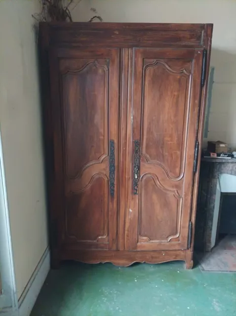 armoire ancienne bois