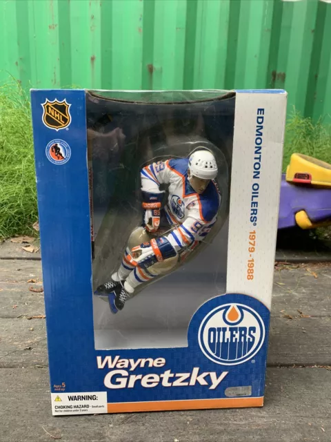 McFarlane Toys NHL Boston Bruins Sports Picks Hockey Legends Series 1 Gerry  Cheevers Action Figure White Jersey Variant - ToyWiz
