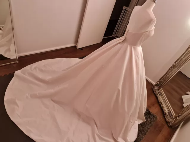 BRAND NEW Mia Solano Ballgown Satin Wedding Dress Size 10 Quartz