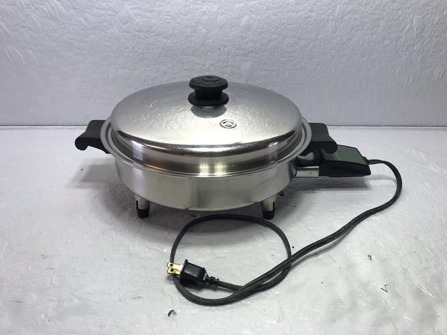 Saladmaster 11" Electric Skillet Oil Core #7815E 1150 Watts With Cord Saladmaster 11" Electric Skillet Oil Core #7815E 1150 Watts With Cord