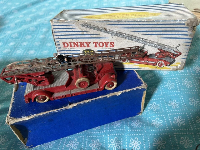 DINKY TOYS 32D Auto Echelle Pompier Delahaye d'origine Made in France Meccano EUR 39,00