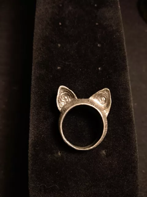 Bague d'oreilles de chat en étain antique taille 7,5