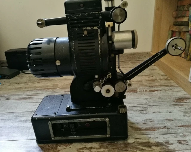 Projecteur Debrie 16  VINTAGE pour collectionneurs