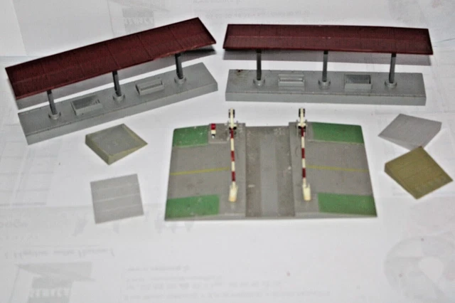 Maquette De Quai Couvert Jouef échelle HO Avec Plan Incliné - Occasion, Pour Réseau De Train