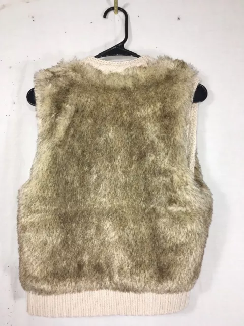 Love21 Womens Vest Size XS Beige Sweater Faux Fur NWT 2