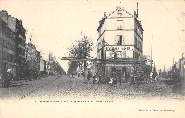 Cpa 94 Ivry Sur Seine Rue De Paris Et Rue Du Vieux Chemin