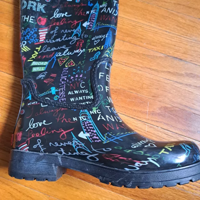 DKNY Donna Karan New York Big Apple NYC Rain Boots Size 6