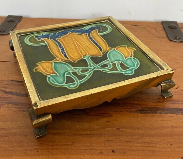 Rare Antique Art Nouveau Tile Quality Brass Cased Trivet Stand