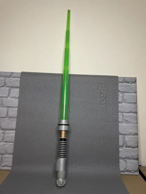 Star Wars Lightsaber Luke Skywalker 2002 Green Hasbro (Light/Sound Not Working)
