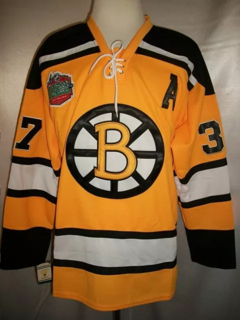 Milan Lucic Winter Classic Boston Bruins Reebok Player Name and Number Shirt Szm