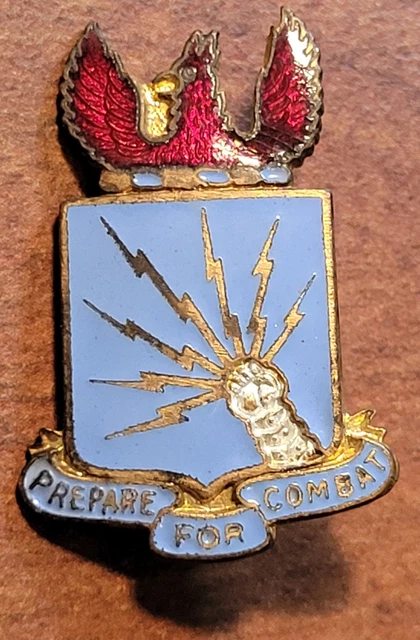 US ARMY AIR Corps WWII Era South East Training Center Pinback Badge N.S