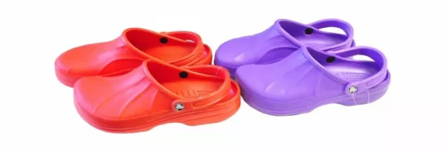 Crocs ASPEN Chaussures Sabots Sandales Chaussons Tongs de Piscine Loisir