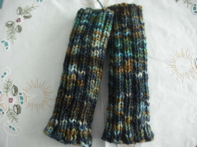 warme Wollstulpen handgestrickt für Kinder/Jugendliche mehrfarbiger Farbverlauf