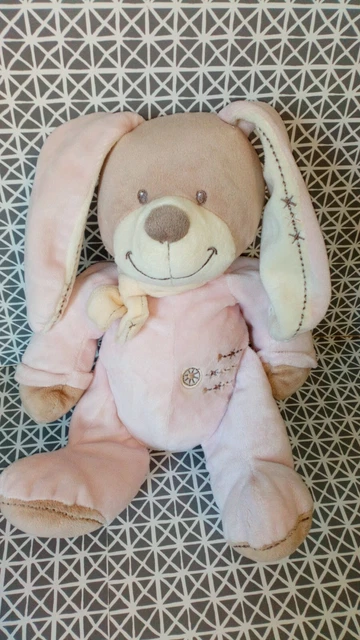 Doudou peluche lapin rose beige brodé croix rond écharpe 30 cm Nicotoy