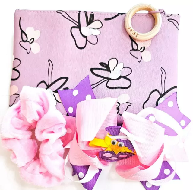 Very Nice 6" Girls IPSY Bag with Hair Clip
