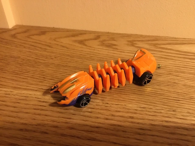 HOT WHEELS MUTANT Machines Scorpedo Slinky Car 9.00 PicClick UK