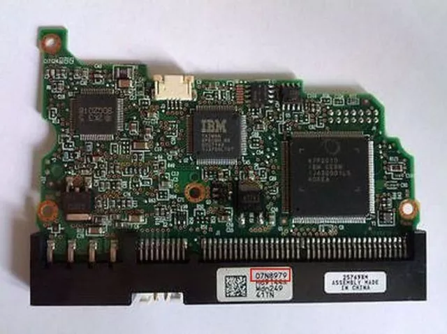 PCB Controlador Hitachi Deskstar IC35L040AVVN07-0 Electrónica #07N8979