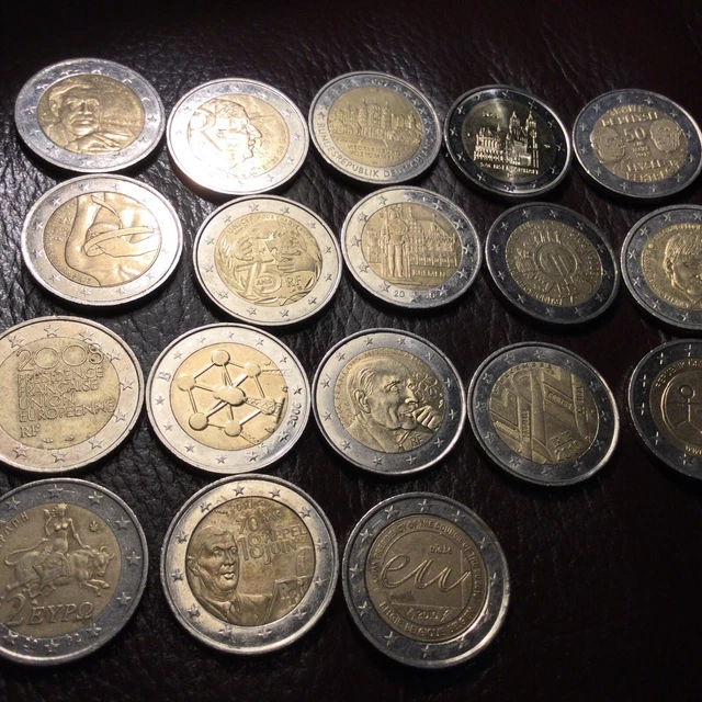 Lot 18 Pièce 2 € Euro Euros Commémorative