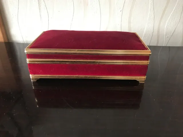 Vintage Jewellery Display box Red velvet brass feet.
