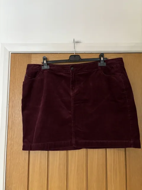 Ladies Marks & Spencer indigo collection claret corduroy mini skirt size￼20