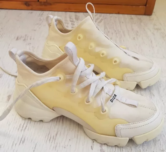 d connect sneakers