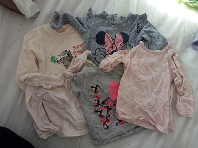 Pacchetto vestiti enorme bambina 3-6 mesi 54 articoli 2 disponibili