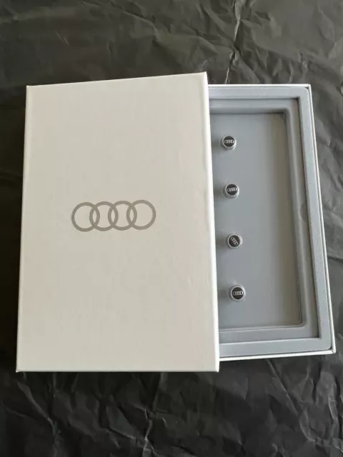 Bouchons valve Audi en aluminium pour jante de la marque. Coffret cadeau NEUF