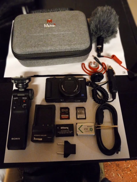 SONY ZV-1 DIGITAL Compact Vlogging Camera With Rode Mic & Vlogger Kit