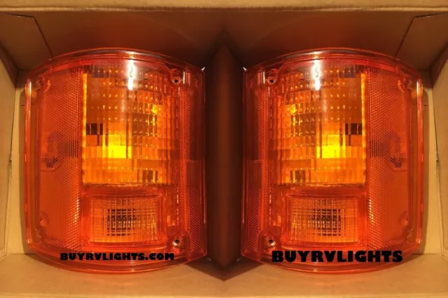 Monaco Monarch 2004 2005 Rear Turn Signal Lights Upper Tail Lamps Pair Rv