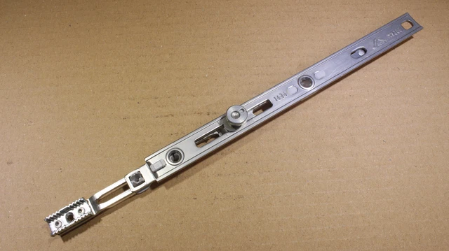 ROTO NT Axer 1P Déviation D'angle Avec Cône En Haut Avec Pommes De Champignons