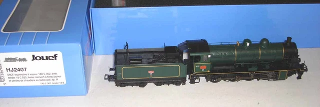 HJ2406 SNCF, steam locomotive 140 C 38, with tender 18 B 22 (Est), black livery with red lines and golden boiler rings, period III