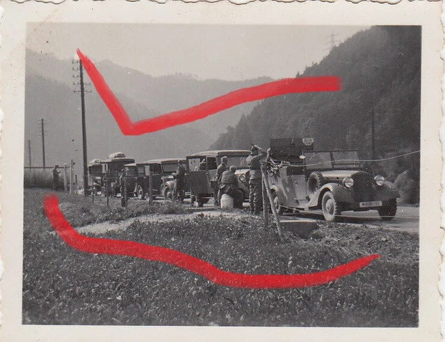 Foto WH 3. Gebirgs-Division Funker LKW PKW Auto Car Gebirgsjäger Geb.Jg.  *157 2
