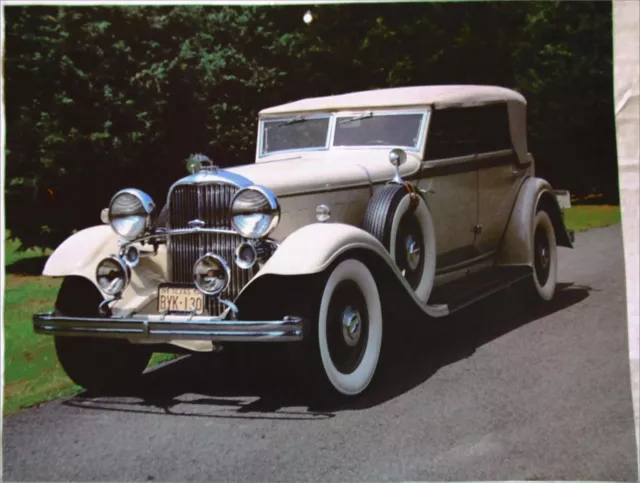 1932 Lincoln V12 car print (white, white top)
