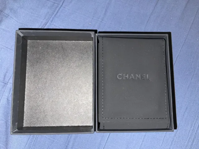 CHANEL Authentic Medium Crystal & Pearl CC Logo Brooch Pin Gold Tone with Box 3