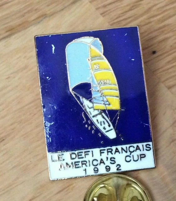PIN'S LAPEL PINS vintage BOAT Voilier America's cup défi Français (+ en
