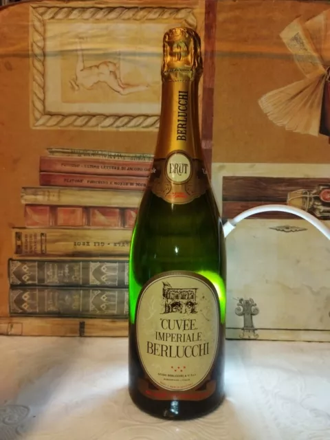 Vino Spumante Brut Cuvee Imperiale Berlucchi 75cl 12% anni 80