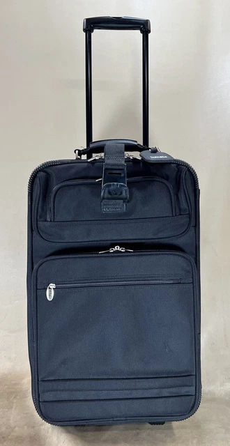 Preowned DAKOTA by Tumi Black Luggage 22" Upright Wheeled Suitcase