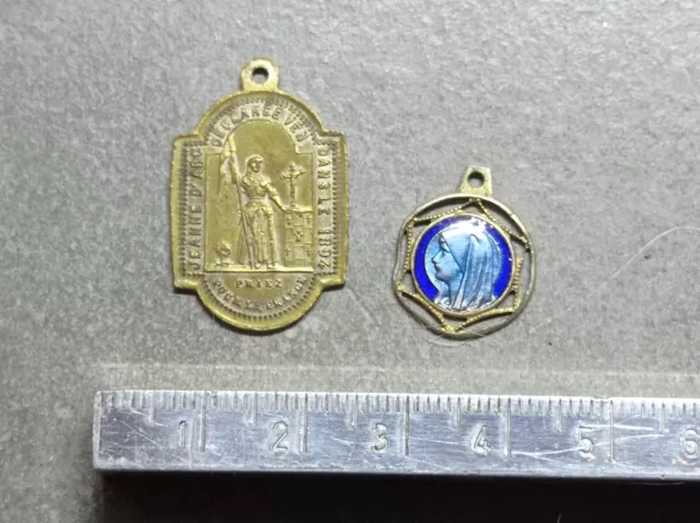 Paket 2 Religiöse Medaillen REF01459J
