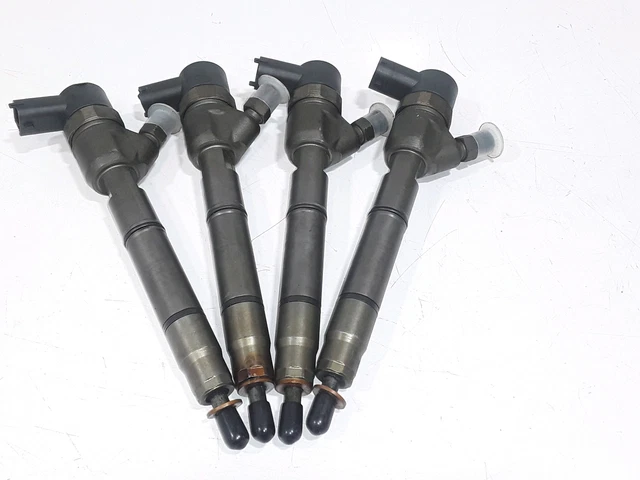 INJECTEUR OCCASION HYUNDAI I30 I DIESEL 1.6L 90ch 2010 OE:338002A900