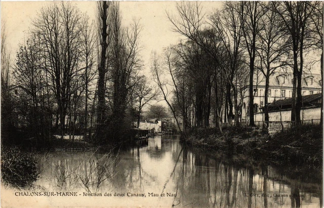 CPA CHALONS-sur-MARNE - junction of the two Mau and Nau canals (742358)