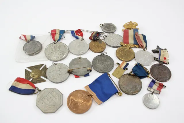 Royal Collectables Medals Medallions Fobs Antique Vintage Inc Victoria Etc x 18