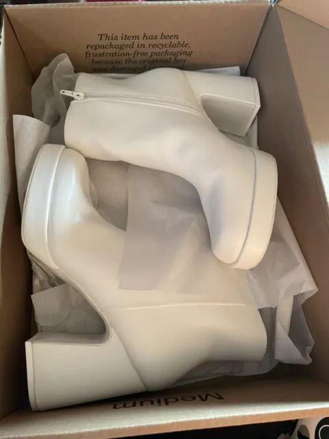 NEW! MADDEN GIRL White Platform Activatte Ankle Boots 10M