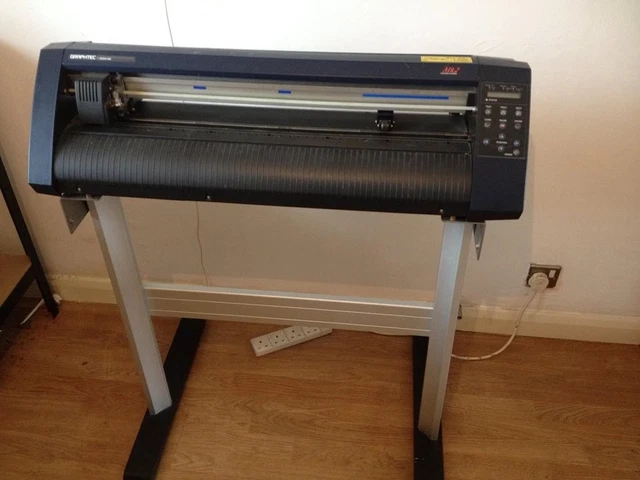 GRAPHTEC CE3000-60 MK2 vinyl cutter plotter and stand £425.00
