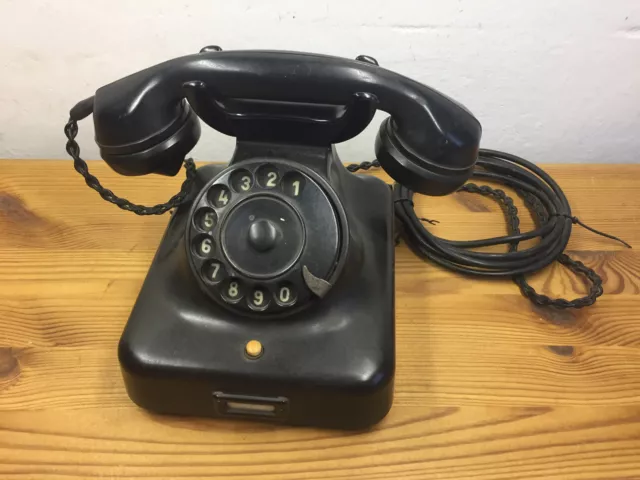 Altes Telefon schwarz W38 RFT VEB DDR