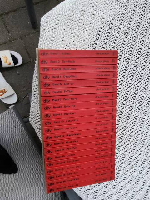 Konvolut 20 Bücher: dtv-Brockhaus-Lexikon in 20 Bänden