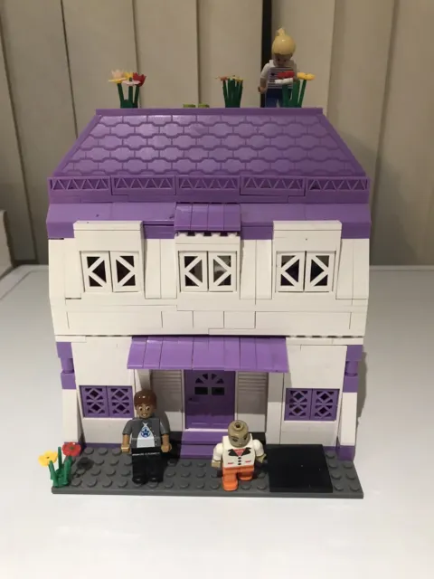 Townhouse Blox Set (as seen in Picture)