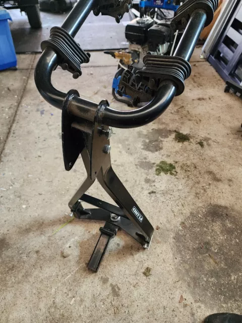 Fluid shop bike rack