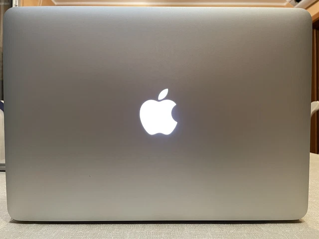 Apple MacBook Pro 13,3" (256GB SSD, Intel Core i5 2,7GHz, 8GB RAM)